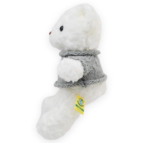 oso de peluche blanco sueter gris 4