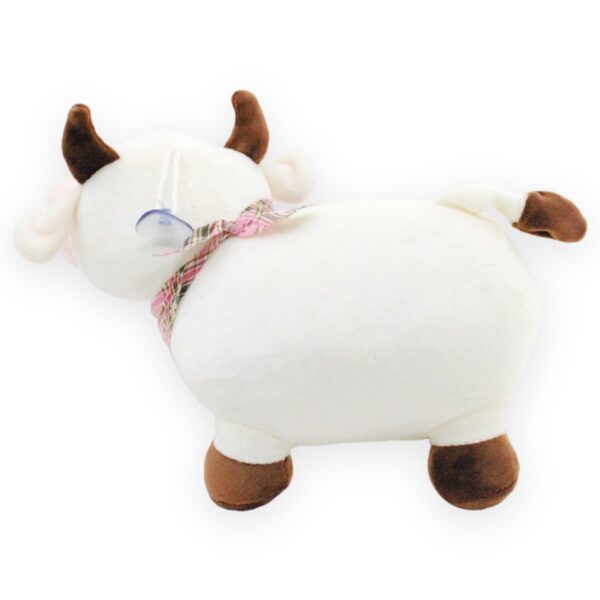 vaca de peluche blanca bufanda roja 3