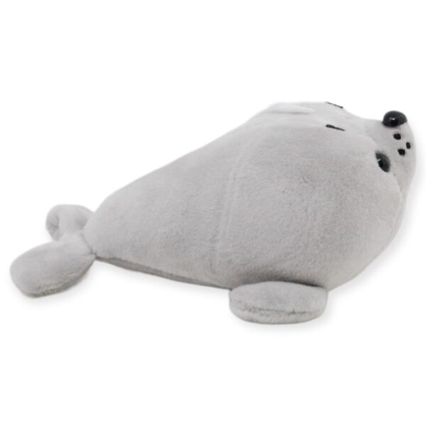 foca de peluche gris gorrdita 4