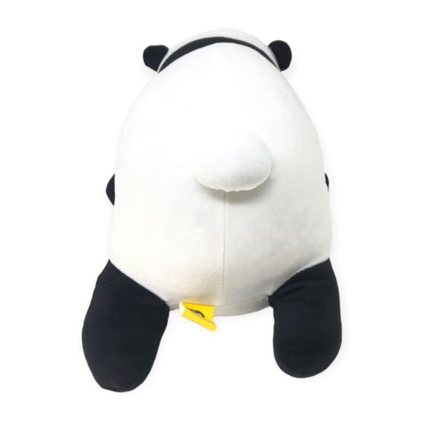 panda de peluche acostado 3