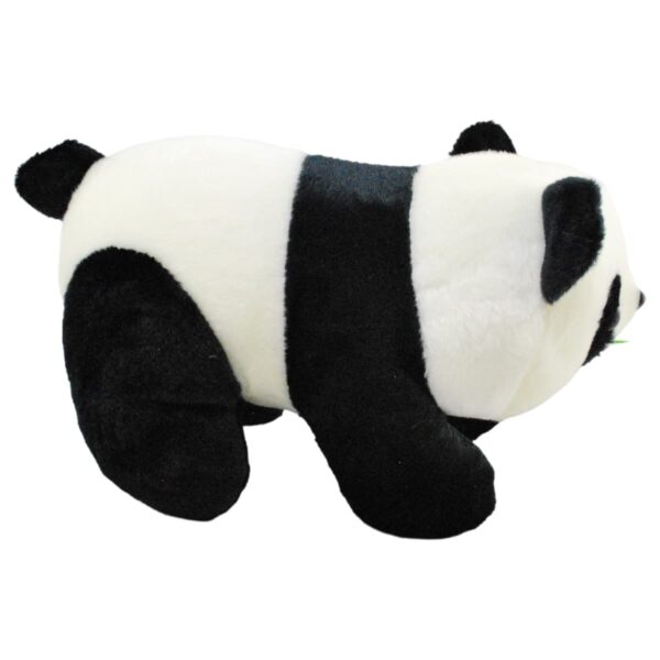 panda de peluche comiendo bambu 4