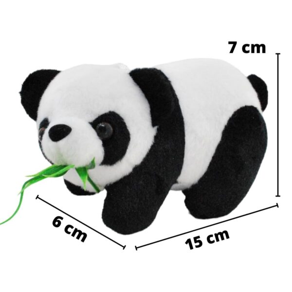 panda de peluche comiendo bambu de 15 cm 2