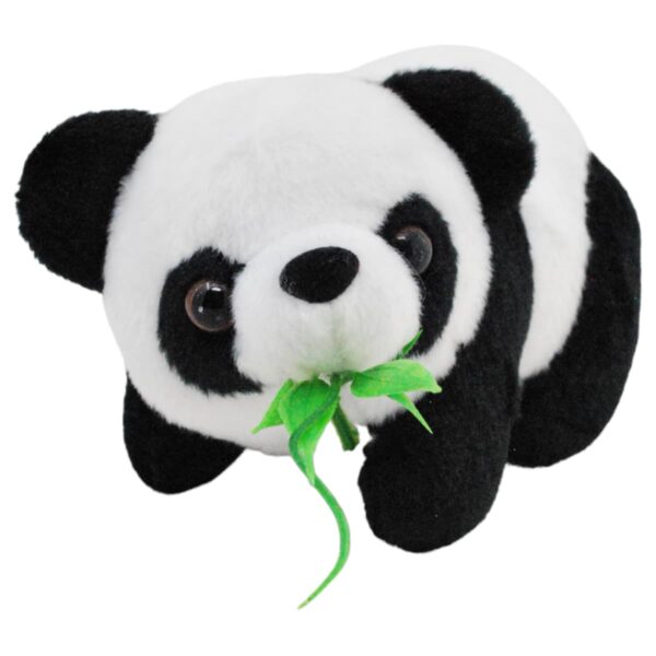 panda de peluche comiendo bambu de 15 cm