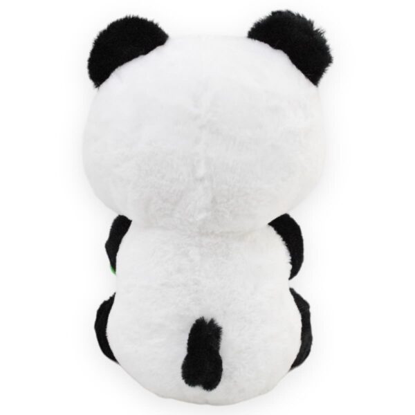 peluche de panda con un bambu 4