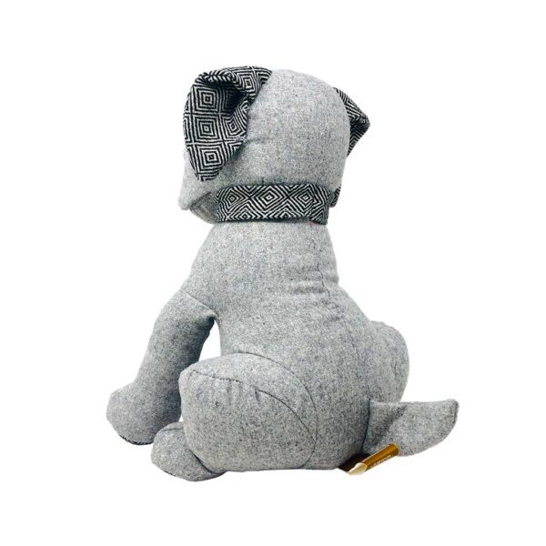 perro de peluche color gris 3