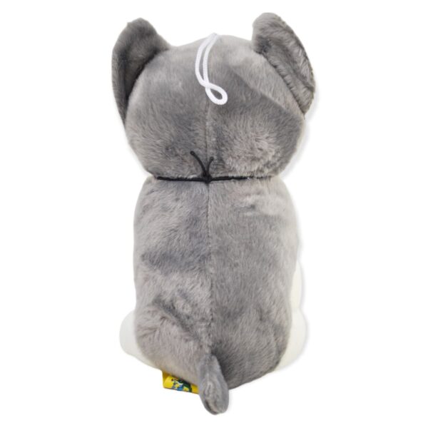 perro de peluche husky gris con collar 4